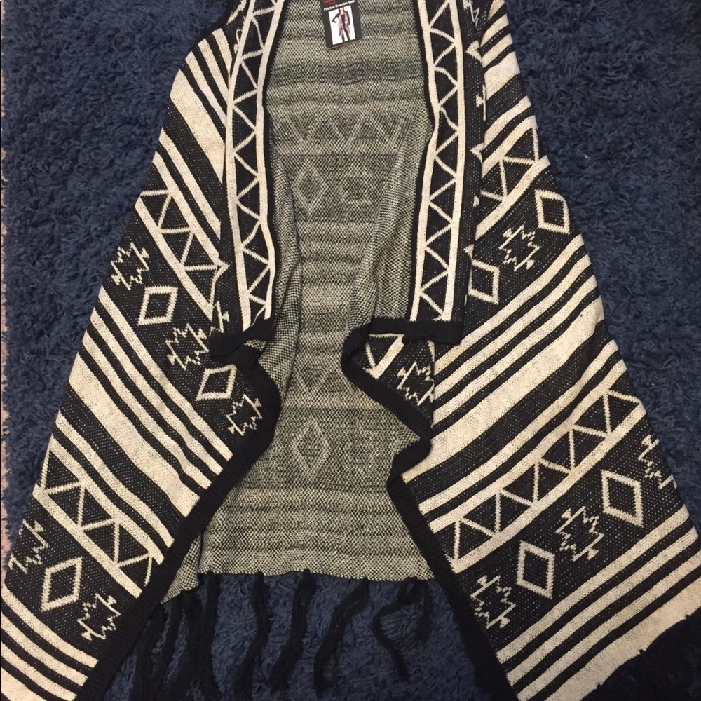 Women’s Sweater Vest